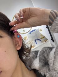 -AI艾耳·专业手工耳洞·穿孔美学馆