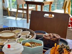 -包整·丝娃娃(一览甲秀楼风景店)