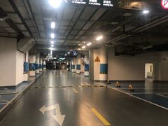 -尚浦商务中心-地下停车场