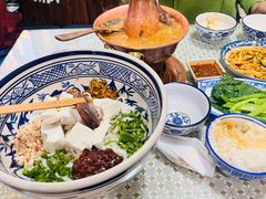 -蜗牛小馆醉乡民谣云南菜(惠新西里店)