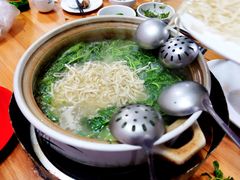 -15年老字号鑫鑫猪肚鸡·椰子鸡海南火锅(兴隆华侨农场店)