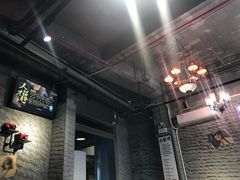 -巴四老城区炭火蛙锅(张江店)