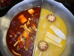 -湊湊火锅·茶憩(新中关购物中心店)