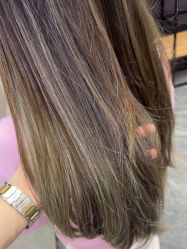 -藤野造型烫染·漂发