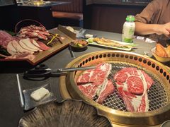 -铭牛烧肉·和牛海鲜自助(高新月牙湖店)
