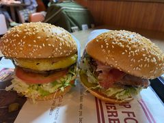 照烧凤梨牛肉特堡-The Habit Burger Grill 哈比特汉堡(复兴soho店)