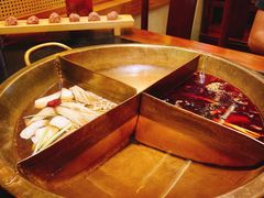 -沸炉重庆老火锅(军事博物馆店)