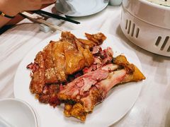 -满江红四季餐厅 · 国家五钻级酒家(新纪元大酒店店)