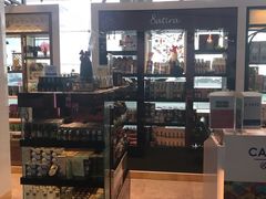 -王权免税店(普吉机场店)