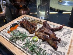 石头烤整根羊尾尖-蒙料·手把肉(望京店)