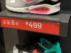 -NIKE上海青浦优选体验店