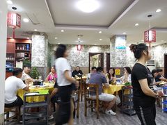 -濠轩阁特色生蚝火锅(水湾路店)