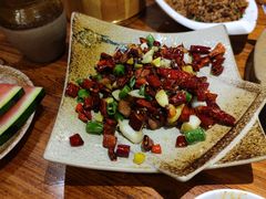 -滇香肴·云南菜蒸汽石锅鱼(云南北路店)