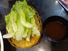 蘸酱生菜-眼镜哥浦江夜宵大本营