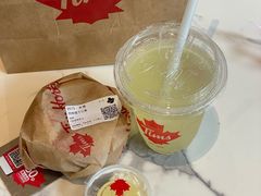 -Tims天好咖啡·贝果(雁展路万象天地店)