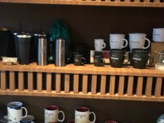 零售区-星巴克(杭州湖滨银泰E区店)