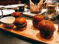 招牌迷你汉堡-Boxing Cat Brewery拳击猫精酿啤酒馆(永福店)