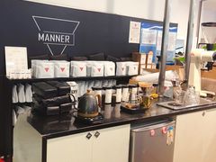 自助取餐区-Manner Coffee(芮欧百货店)