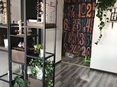 -视野联行眼镜蔡司·依视路官方授权店(顺城店)