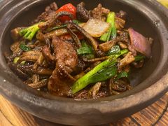 鹿茸菌炒啫牛肉-六婶西关小厨(光塔路店)