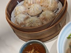 -馋三尺蟹粉小笼(人民广场店)