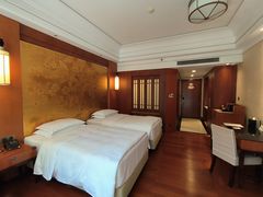 -东莞塘厦三正半山温泉酒店·沙利文西餐厅