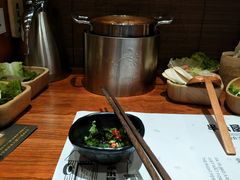-独食火锅·半米屋台(直营总店)