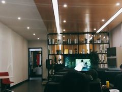 -上海华裕比亚迪4S店