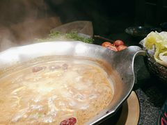 -湊湊火锅·茶憩(打浦桥日月光店)