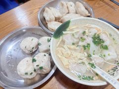 -黄阿姨锅贴大王(万航渡路店)