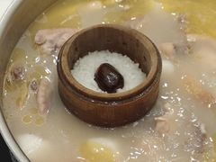 -朴小妹人参鸡汤火锅(长白山万达店)
