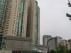 -第5大道精品休闲购物广场