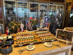-大中华希尔顿酒店-念自助餐·嗨啤·小龙虾