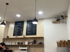 -白鹅咖啡(金城花园店)