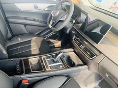 -比亚迪上海弘仁4S(杨浦店)