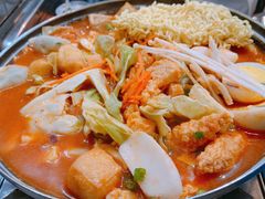 韩式鸡肉火锅-欧巴来了韩式料理