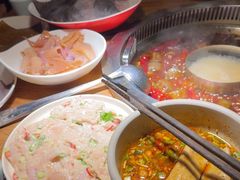 -城墙拐拐火锅(三峡广场黑金冠店)