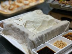 -95号酱骨·一块豆腐(展春园西路店)