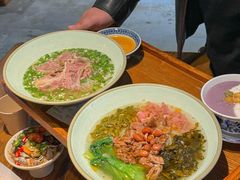 -八月美食小馆(银泰城总店)