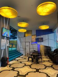 -反弹蹦床公园·亲子乐园·团建·派对(尚品奥莱店)