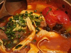 -成都你六姐·牛肉冒菜(上海环宇荟店)