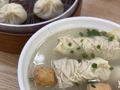 -珊珊小笼馆(仙霞路店)