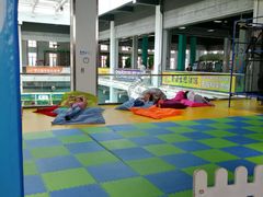 -蒙特利亲子乐园