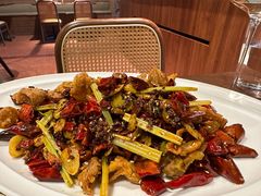 干煸肥肠-肆海小川菜酒馆Wine Bistro (青年路店)