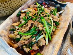佐料炒黄牛肉-基诺山寨.版纳民族特色菜