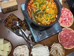 -黔有有贵州酸汤夺夺粉火锅(五味十字店)