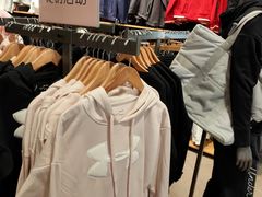 -UNDER ARMOUR(新燕莎奥莱店)