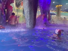 -水王国温泉水世界