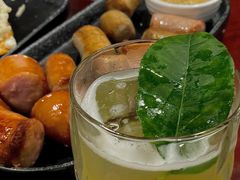 -毛毛虫酒吧