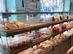 面包甜点陈列柜-新侨三宝乐面包店(崇文门店)